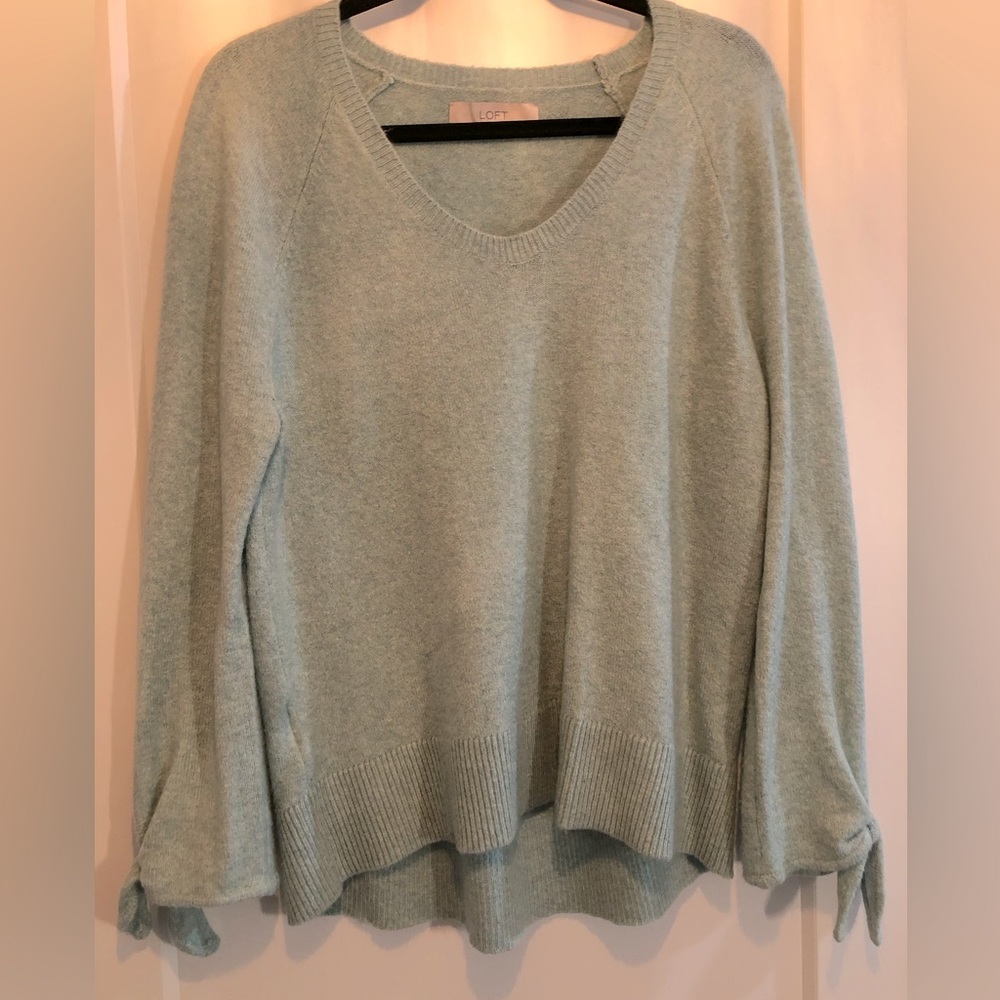 Loft Mint Green Size Medium Sweater
